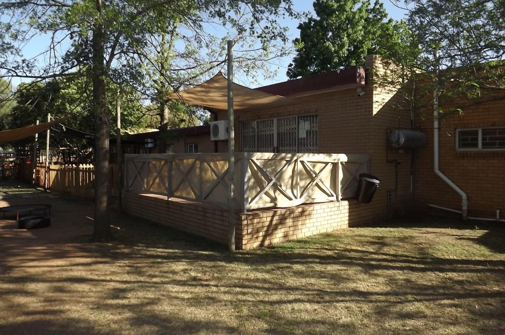 5 Bedroom House for Sale in Vredenhof Small Holdings