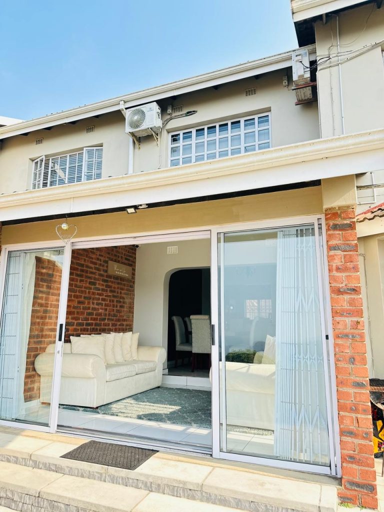 3 Bedroom Townhouse to Rent in Gillitts