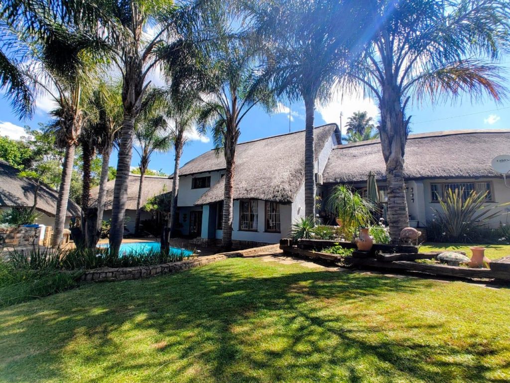4 Bedroom House for Sale in Signal Hill