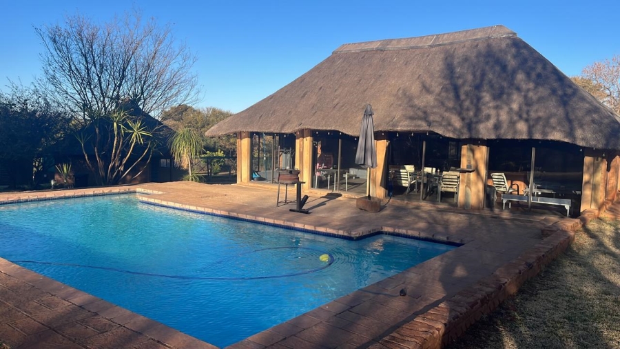 5 Bed Farm/smallholding for Sale Kameeldrift West Pretoria