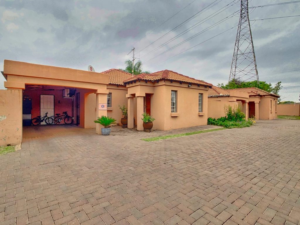 3 Bedroom Townhouse to Rent in Kilner Park