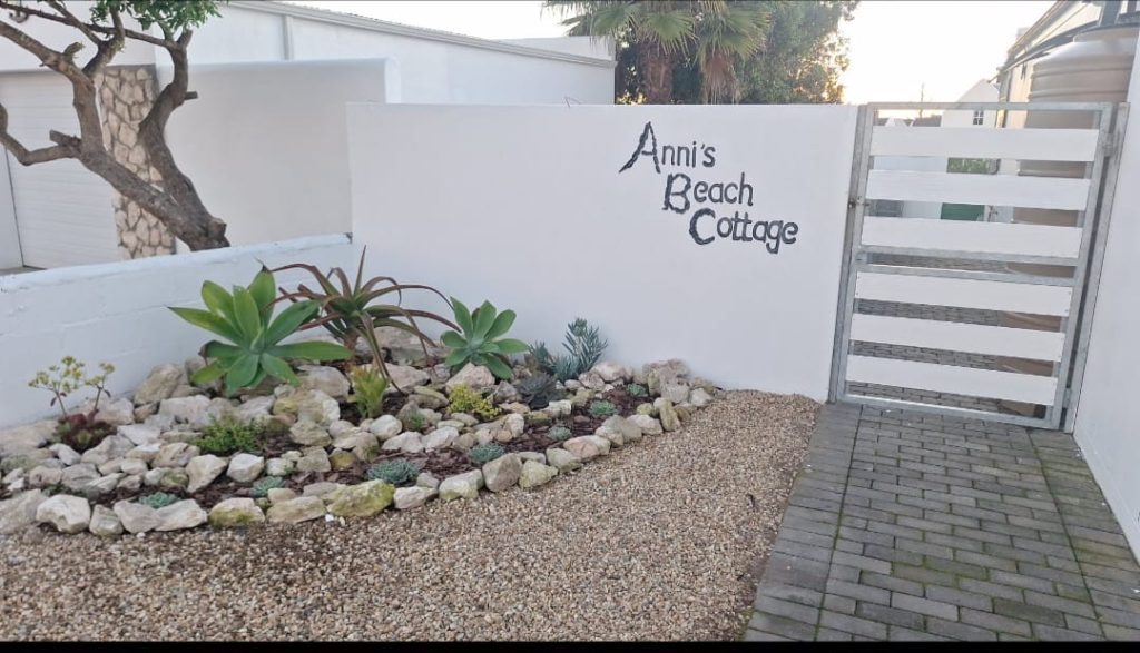 1 Bedroom Apartment / Flat to Rent in Jacobsbaai