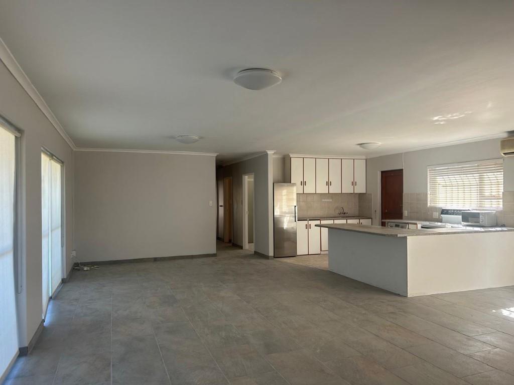 3 Bedroom House to Rent in Middedorp