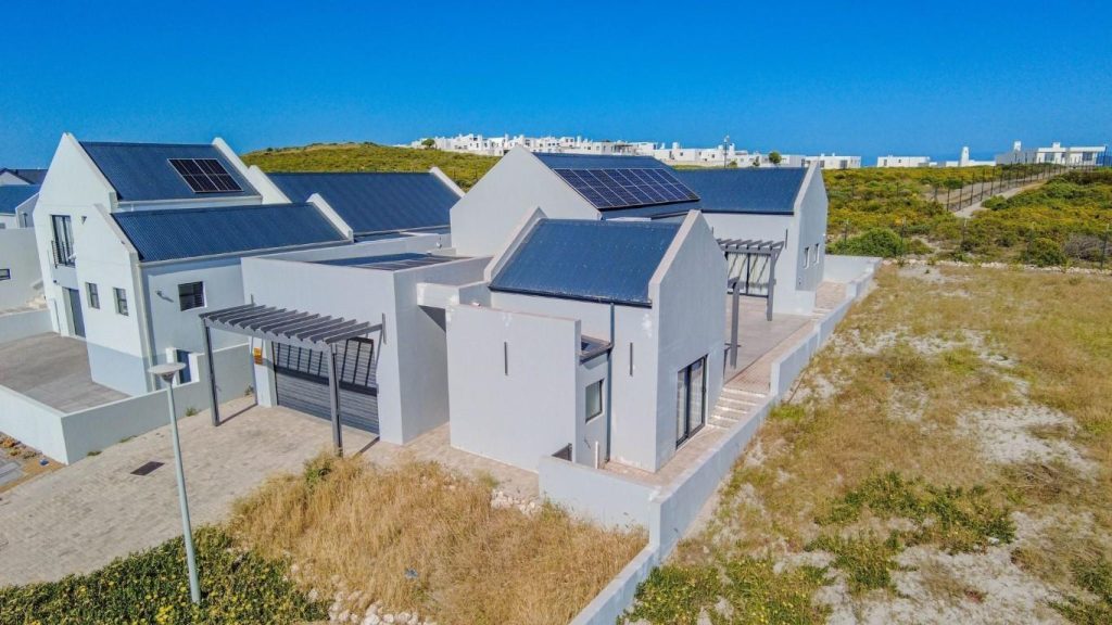 3 Bedroom House to Rent in Laguna