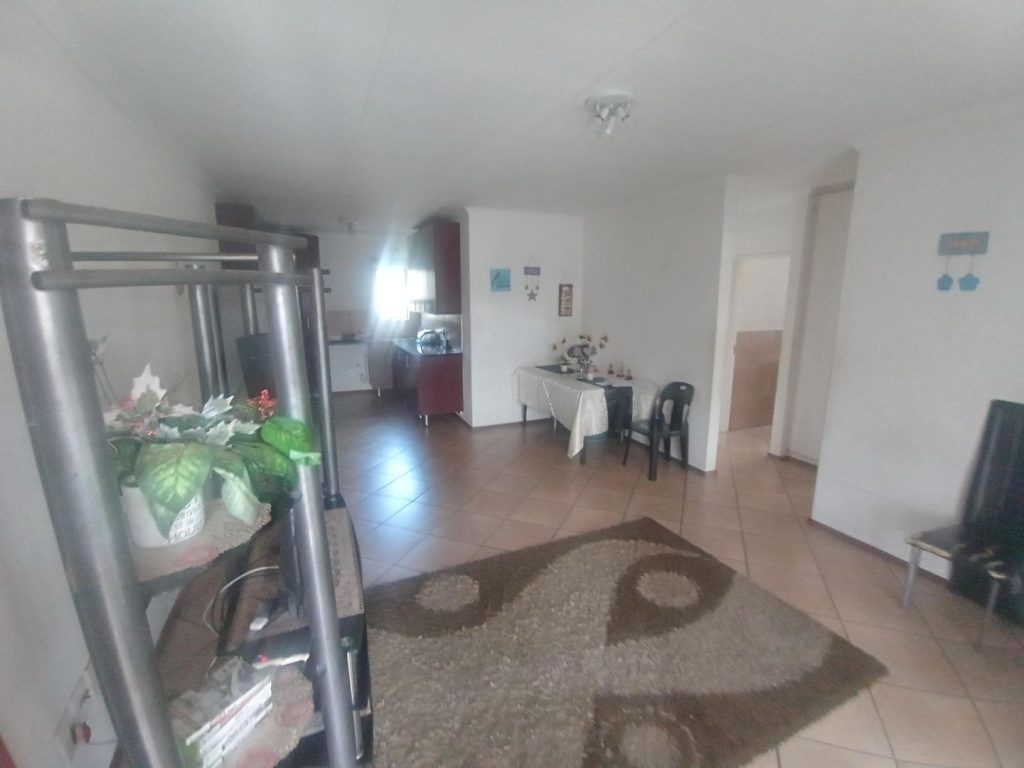 3 Bedroom Apartment / Flat for Sale in Albertsdal