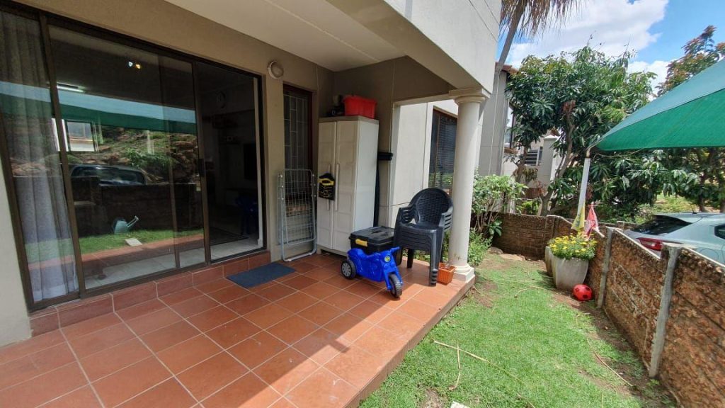 2 Bedroom Apartment / Flat for Sale in Winchester Hills