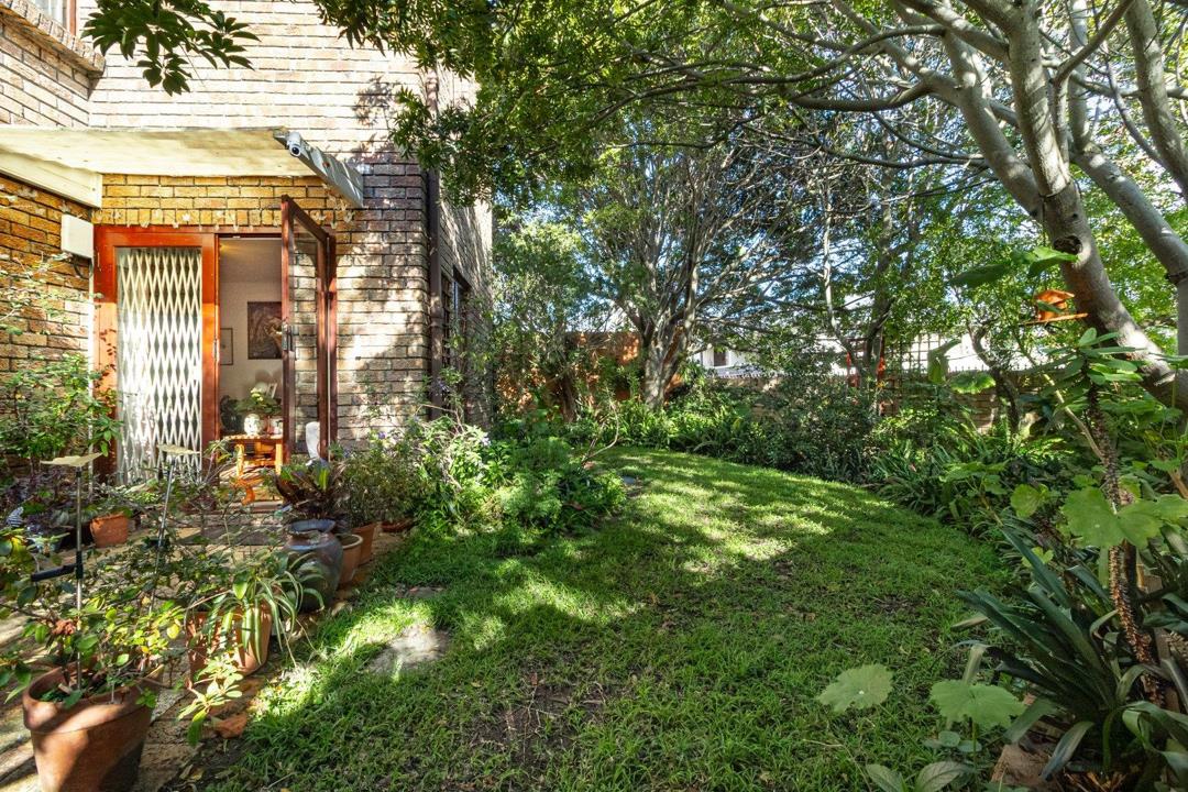 3 Bedroom Townhouse for Sale in Plumstead