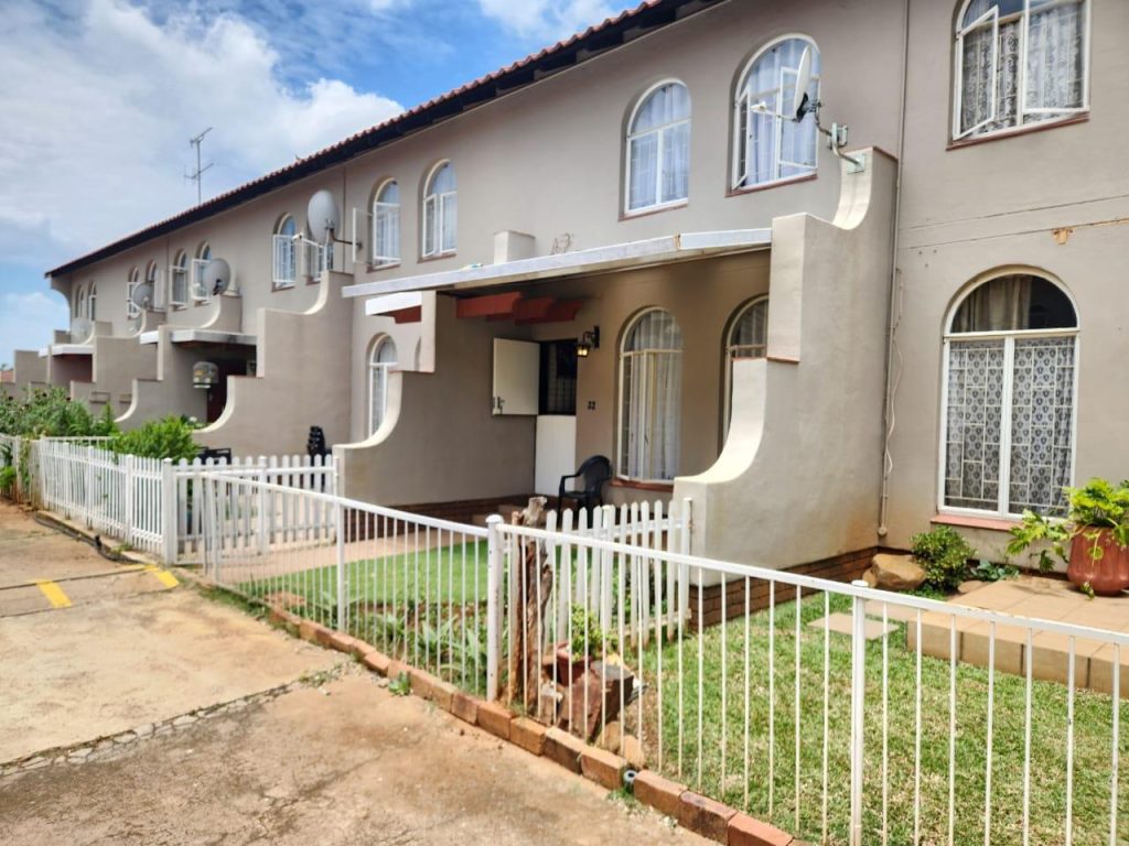 2 Bedroom Apartment / Flat for Sale in Kilner Park