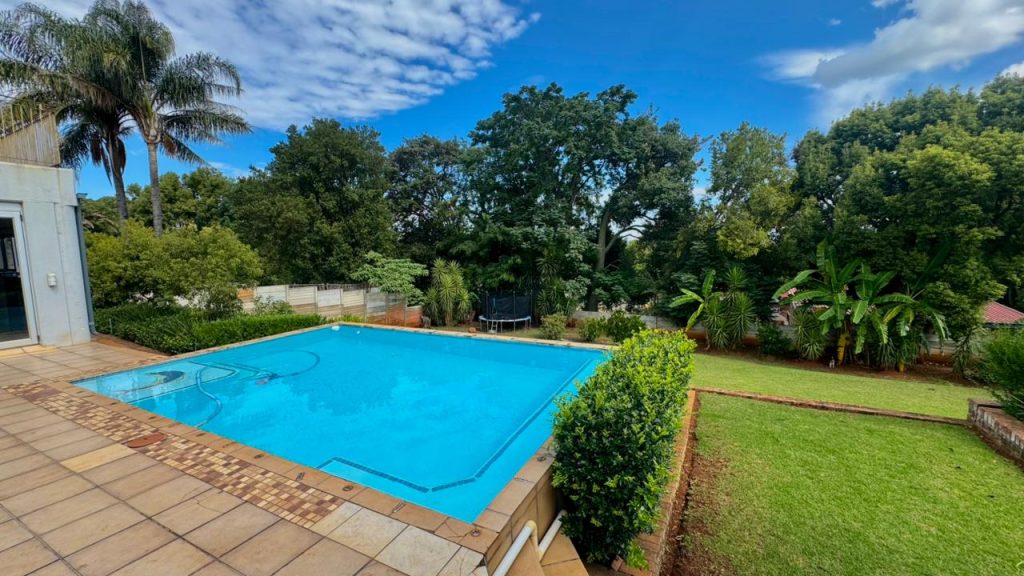 4 Bedroom House to Rent in Signal Hill