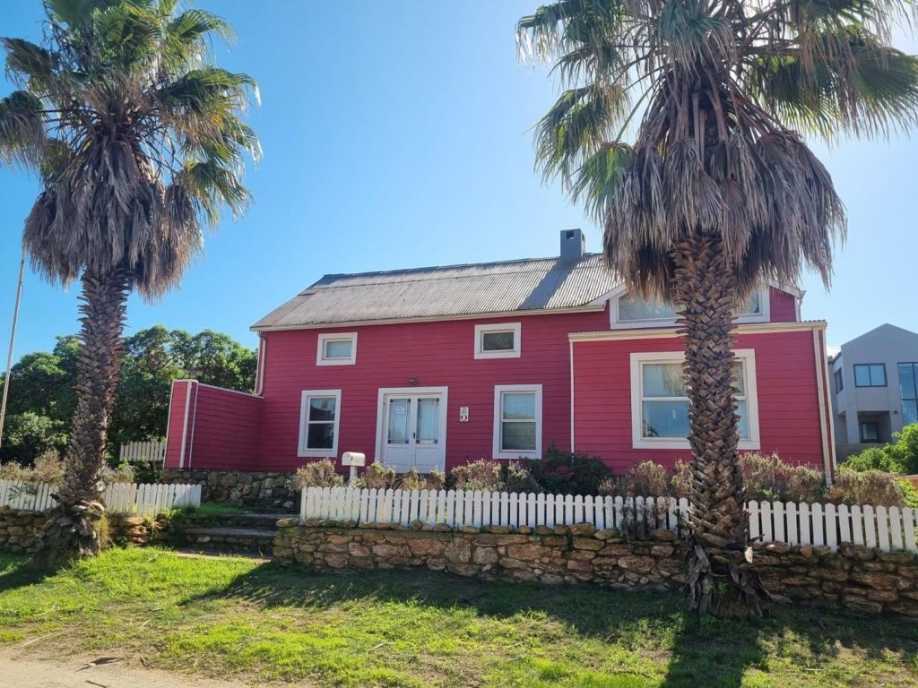 3 Bedroom House for Sale in Bluewater Bay