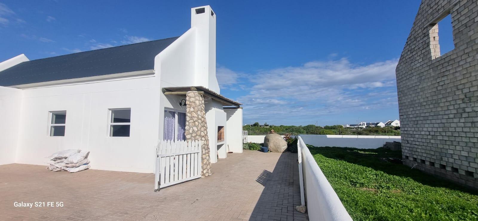 2 Bedroom House to Rent in Jacobsbaai