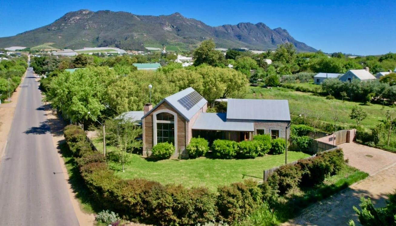 4 Bedroom House for Sale in Riebeek Kasteel