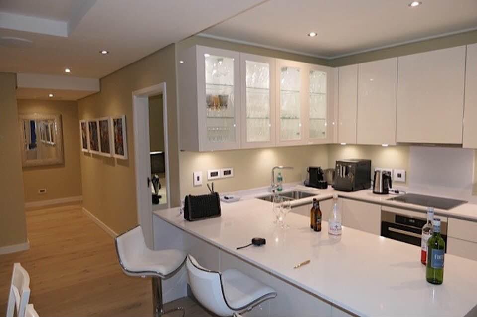 2 Bedroom Apartment / Flat for Sale in Vredehoek