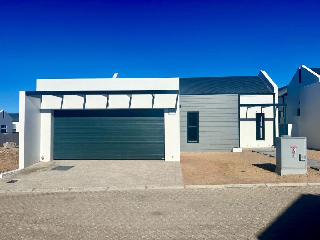 3 Bedroom House to Rent in Laguna