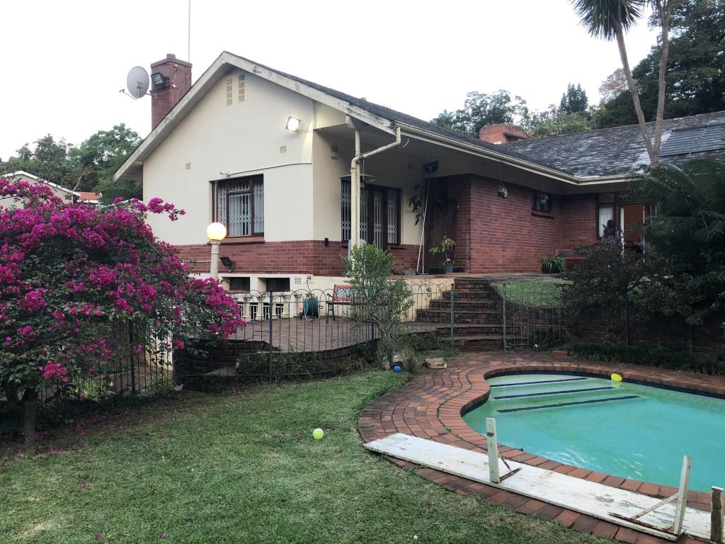 4 Bedroom House to Rent in Kloof