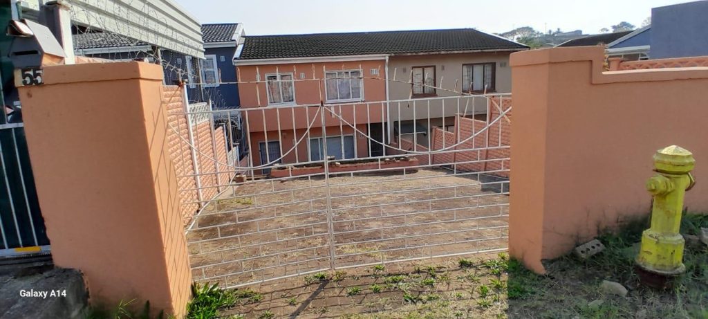 3 Bedroom House for Sale in Newlands West