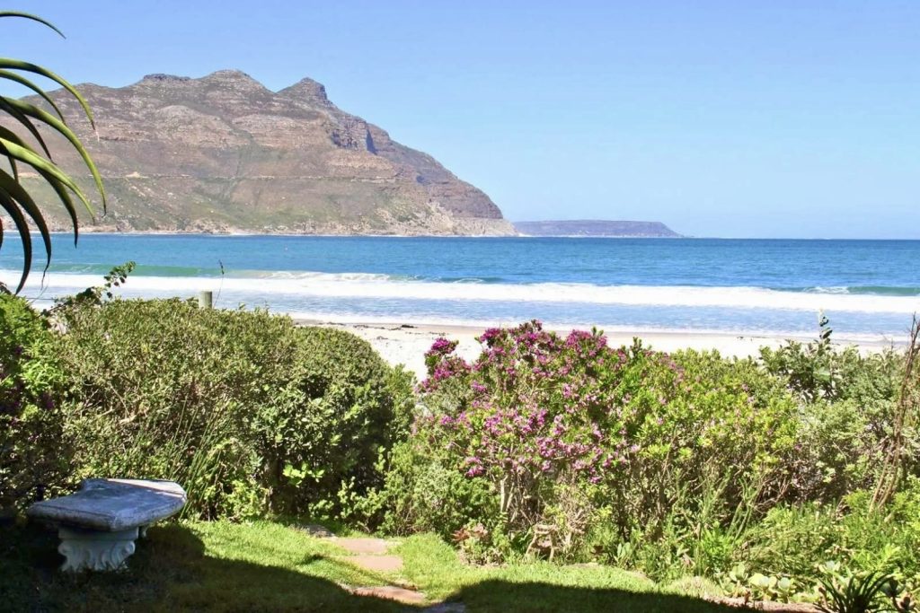 1 Bedroom Apartment / Flat For Sale in Hout Bay