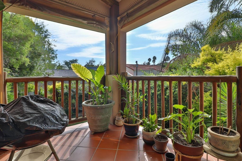 2 Bedroom Townhouse to Rent in Dowerglen Ext 4