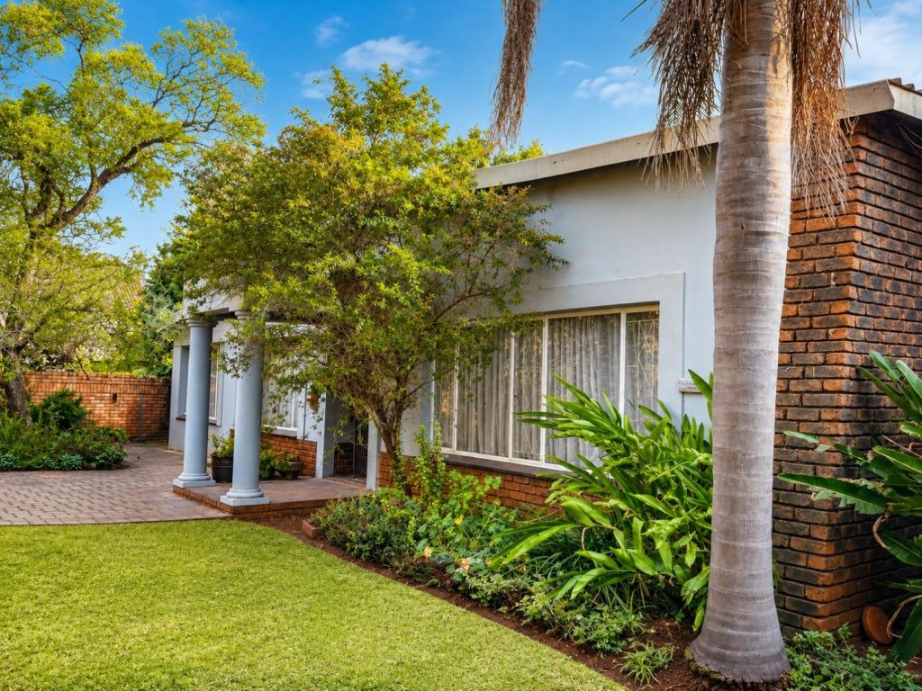 4 Bedroom House for Sale in Clubview