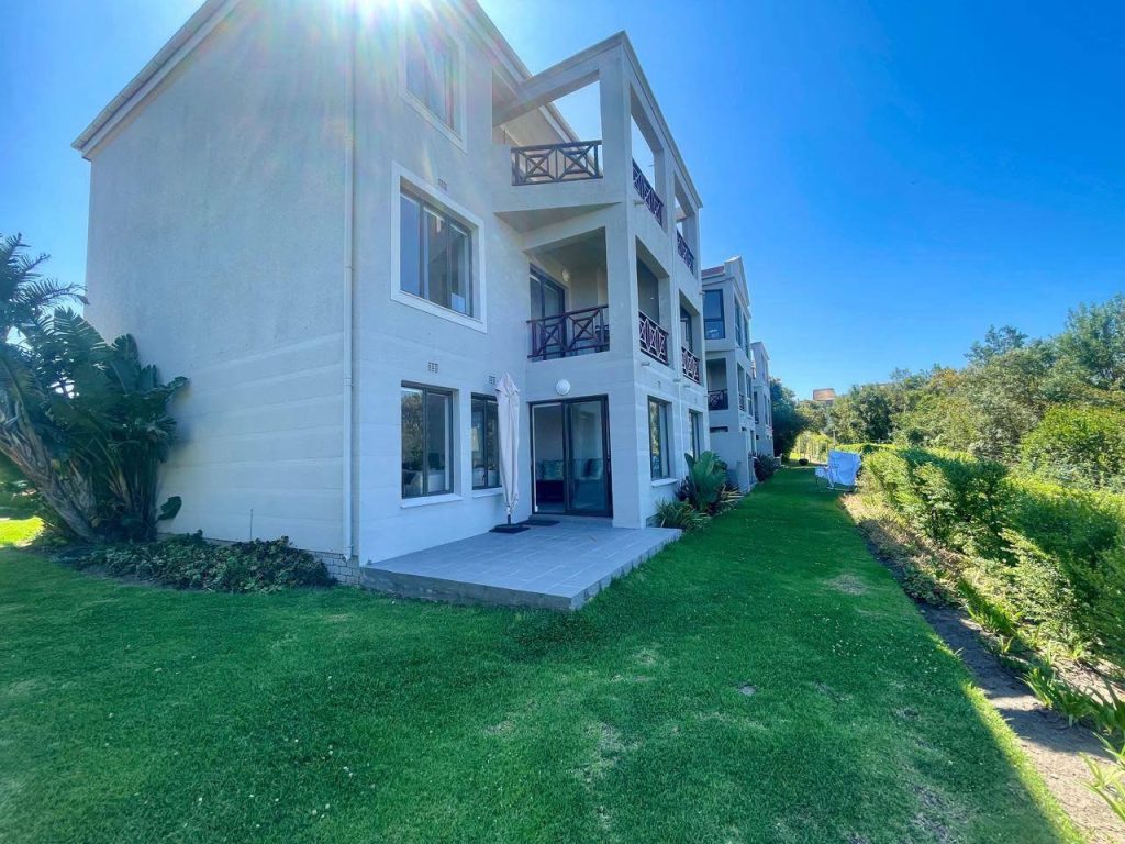 3 Bedroom Apartment / Flat to Rent in Castleton